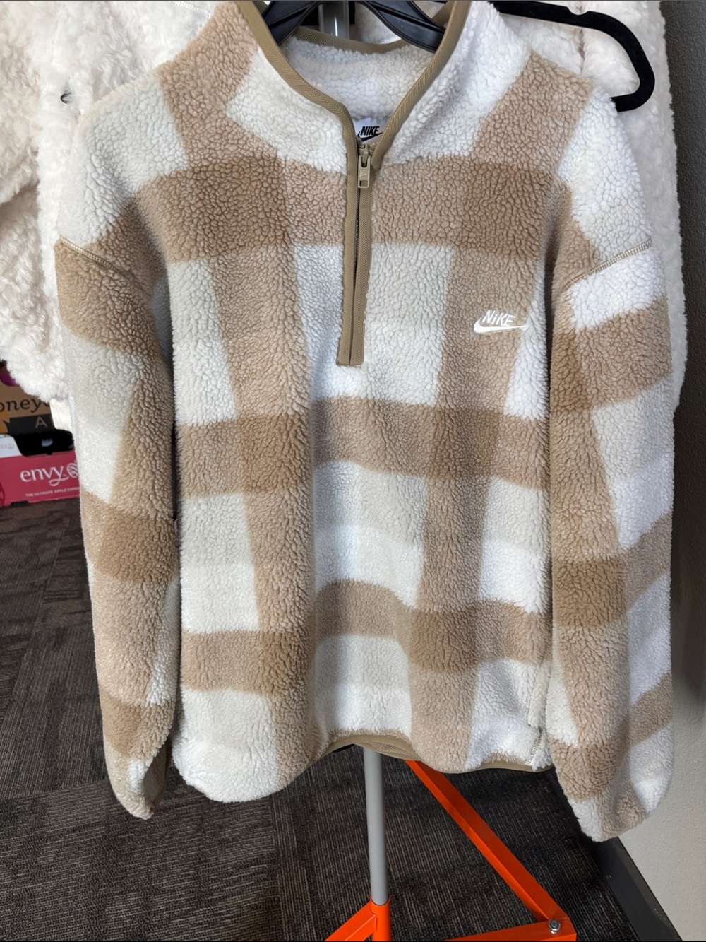 Nike Men’s Zip-Up Sherpa Pullover - Cream & Tan Check LARGE NWT